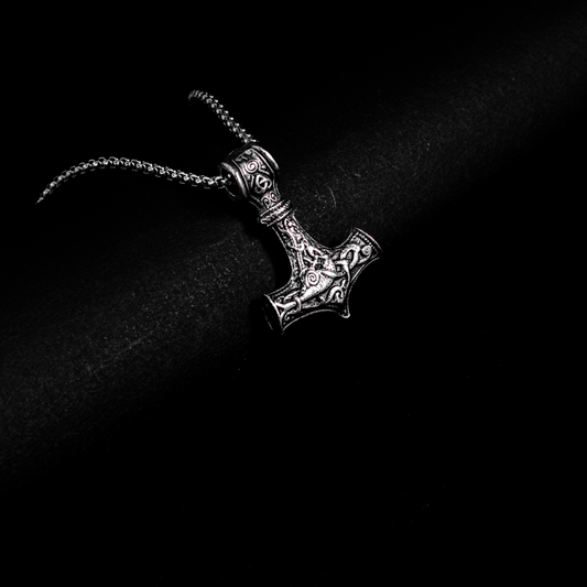 Mjölnir Hammer Pendant